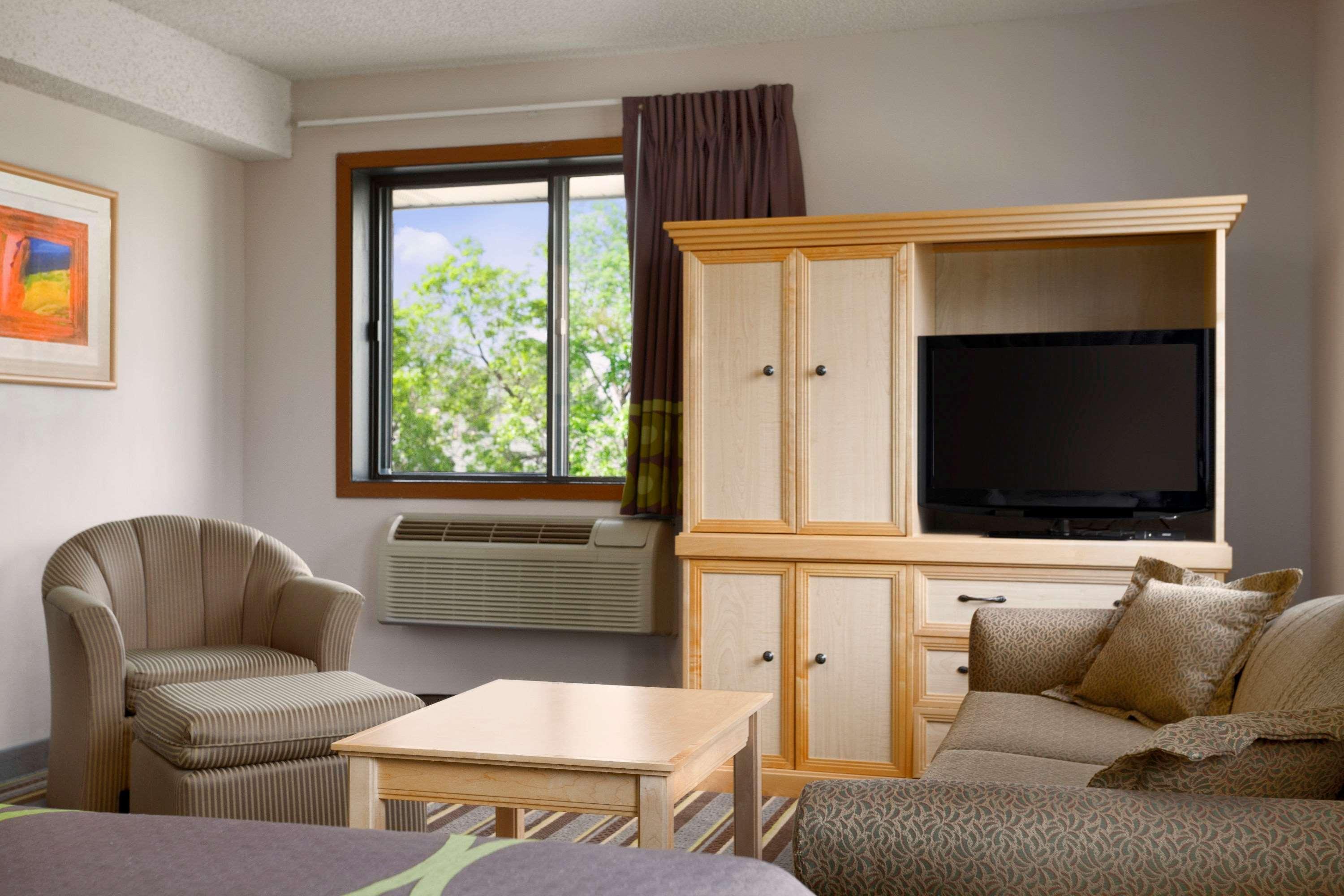 Super 8 By Wyndham Westminster Denver North Экстерьер фото